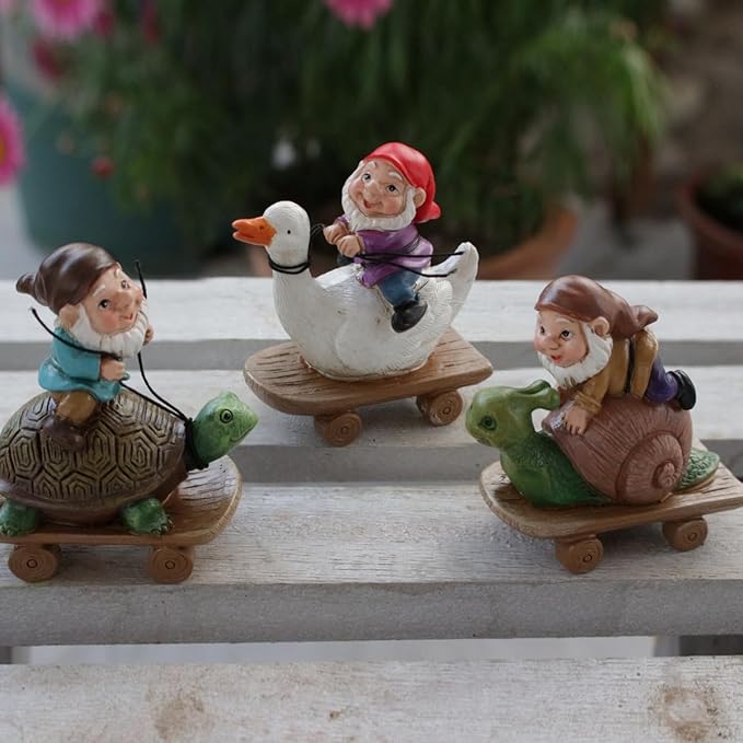 3 PCS Funny Garden Gnome Statues, Creative Resin Dwarf Sculptures, Outdoor Yard Decor, Gnomes Tree Faces for Lawn, Patio, Porch, Miniature Fairy Garden Accessories, Novelty Gift for Indoor/Outdoor Use