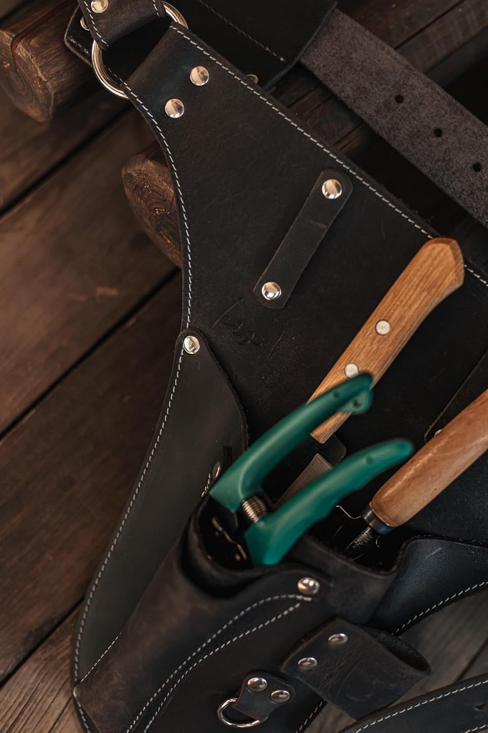 Garden Florist Tool Belt for Men | Leather Tool Belt for Women | Handmade Belt for Gardener, Electrician, and Carpenter | Leather Florist Belt (Brown CrazyHorse) (Black crazy-horse, one size)