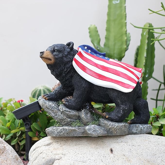 Garden Statue Bear,Solar American Flag Bear Ourdoor Statue,Garden Decor Bears Solar Light,Resin Figurine Lights,Outdoor Decor for Patio,Porch,Balcony,Yard,Lawn