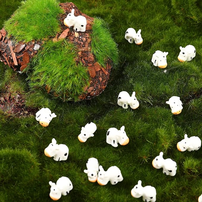 Fuyamp 100 Pcs Mini Resin Cow Figurines Cute Miniature Figurines Fairy Outdoor Moss Ornaments Landscape Figurines Garden DIY Ornament Accessories for Indoor Outdoor