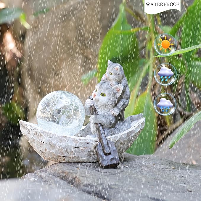 Garden Statue of Cat,Garden Decor Cat Figurine,Cats Outdoor Statue,Solar Decor for Patio,Balcony,Yard,Lawn Ornament