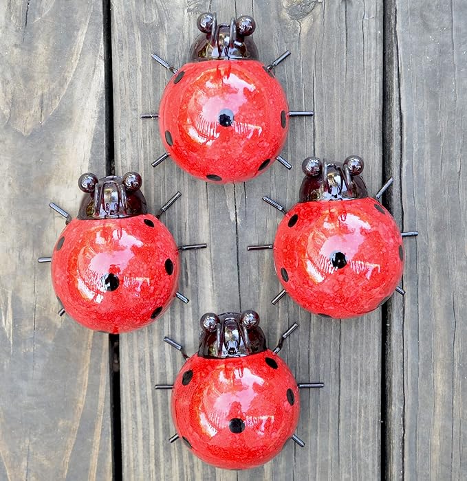 GIFTME 5 Metal Garden Yard Art Decorative 4 Pack Ladybugs Outside Garden Wall Sculptures(RED)