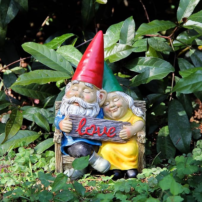 Garden gnome statue for outdoor decor,Couple in love gnomes figurine for patio lawn yard garden outdoor decoration,garden sculptures & statues,knome romantic indoor ornament forever lover gift